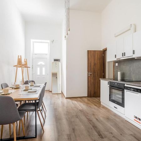 Lovely Urban Retreat - بودابست المظهر الخارجي الصورة