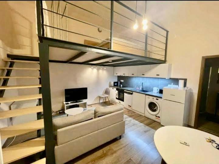 Lovely Urban Retreat - بودابست المظهر الخارجي الصورة