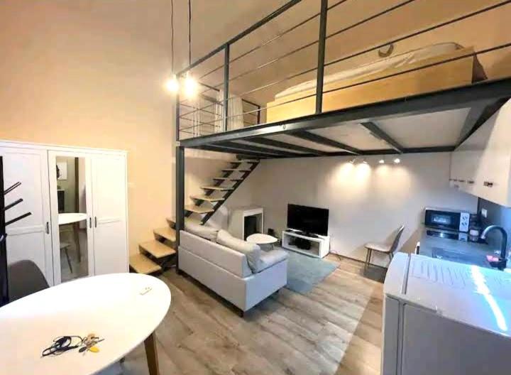 Lovely Urban Retreat - بودابست المظهر الخارجي الصورة